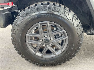 2024 Jeep Gladiator Sport S