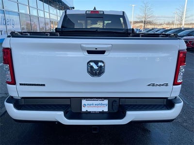2022 RAM 1500 Big Horn Crew Cab 4x4 6'4" Box