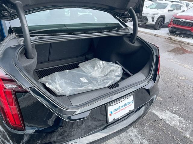 2025 Cadillac CT4 Luxury