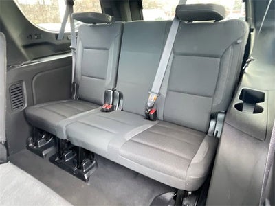 2023 Chevrolet Suburban LS