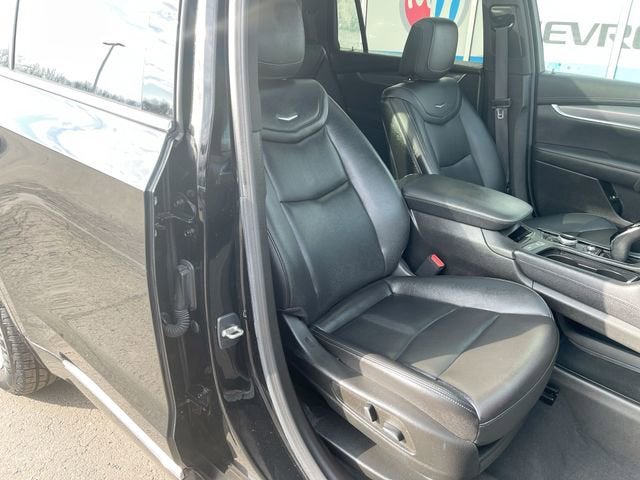 2023 Cadillac XT6 Luxury