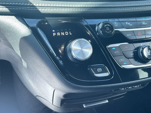 2023 Chrysler Pacifica Touring