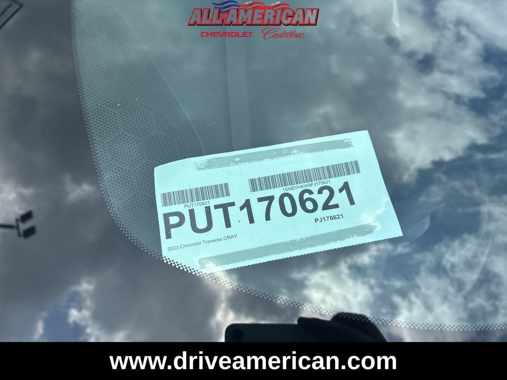 2023 Chevrolet Traverse LT Leather