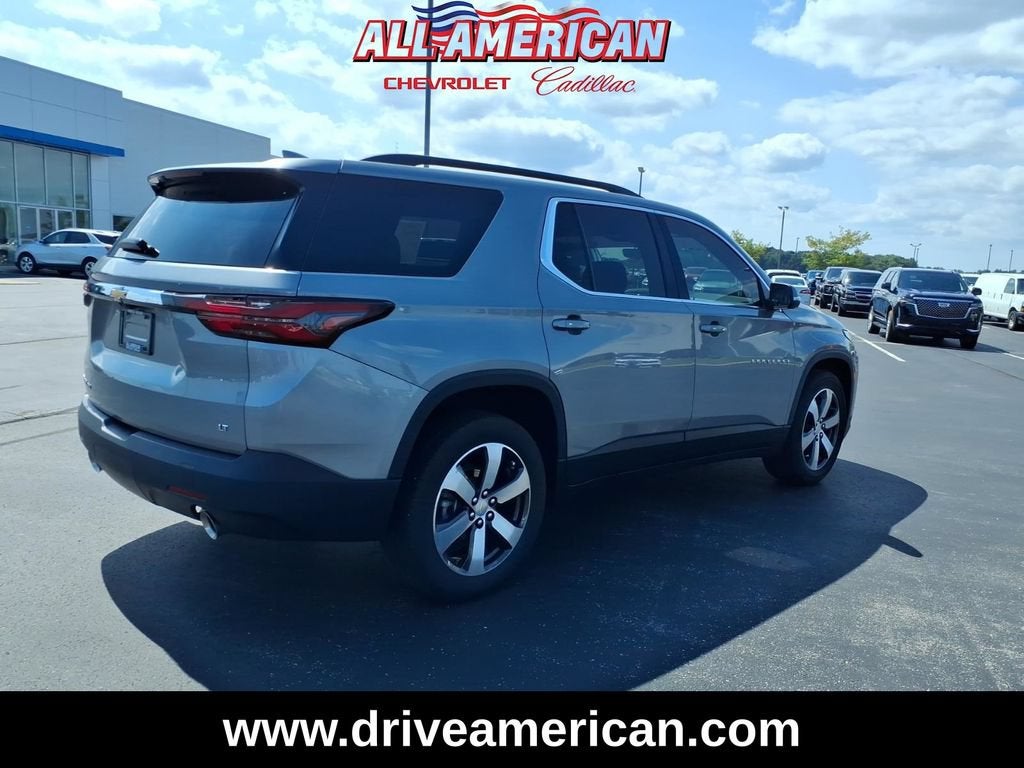 2023 Chevrolet Traverse LT Leather