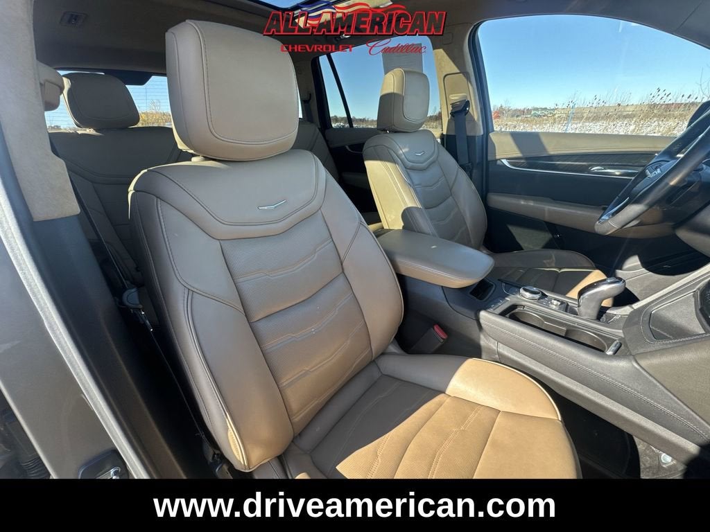 2023 Cadillac XT6 Premium Luxury