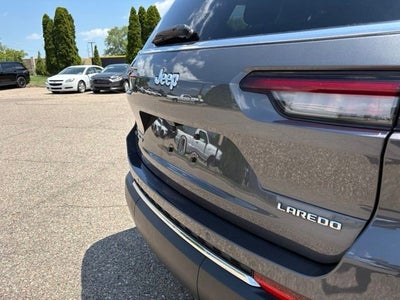 2023 Jeep Grand Cherokee L Laredo 4x4