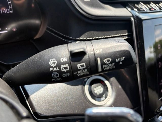 2023 Jeep Grand Cherokee L Laredo 4x4