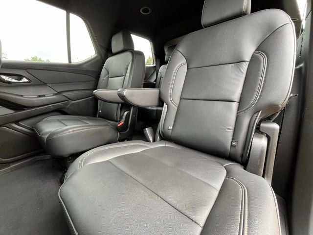 2022 Chevrolet Traverse AWD LT Leather