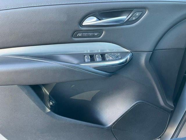 2023 Cadillac XT4 FWD Premium Luxury