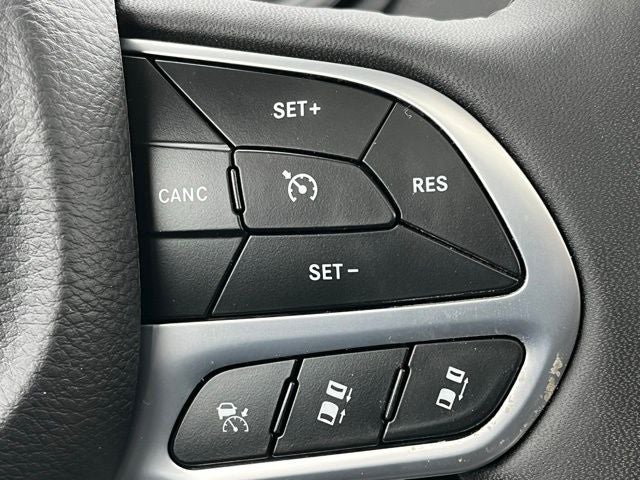 2023 Chrysler 300 Touring-L AWD