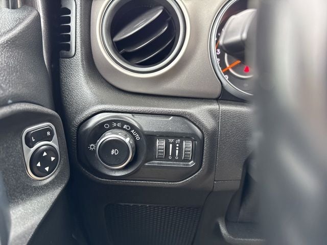 2020 Jeep Wrangler Unlimited Willys