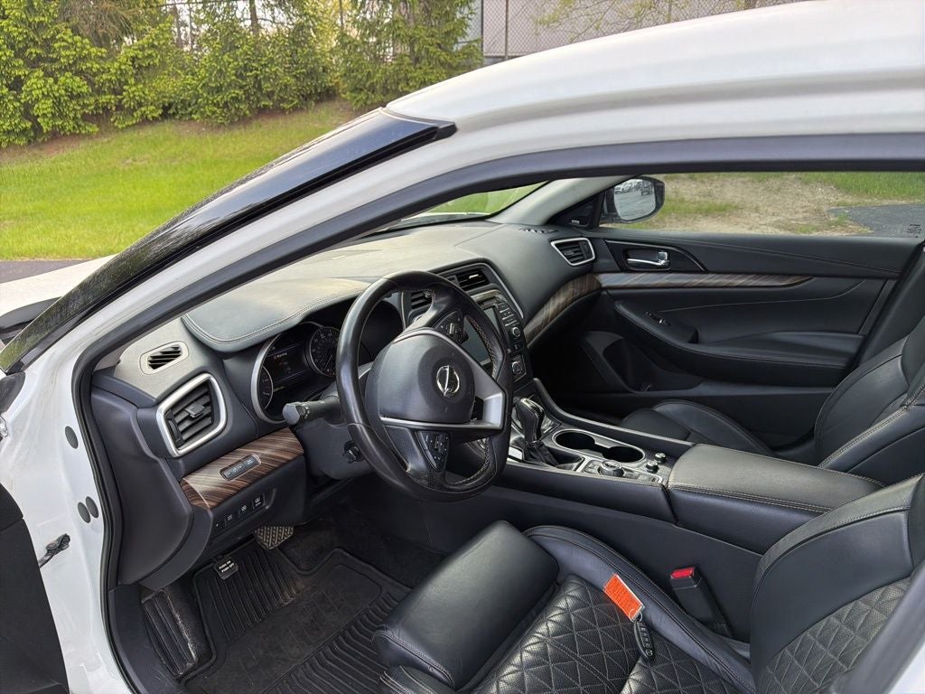 2017 Nissan Maxima Base