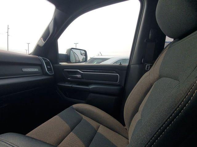 2020 RAM 1500 Big Horn Crew Cab 4x4 5'7" Box