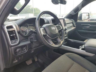 2020 RAM 1500 Big Horn Crew Cab 4x4 5'7" Box