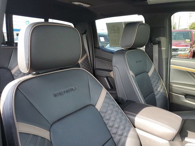 2023 GMC Canyon Denali