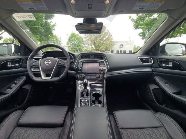 2023 Nissan Maxima Platinum