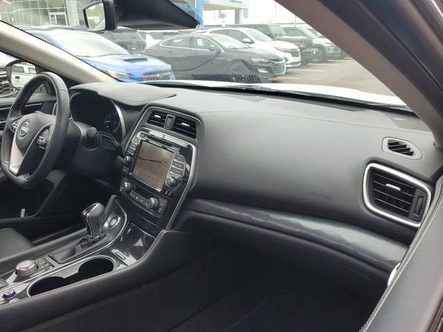 2023 Nissan Maxima Platinum