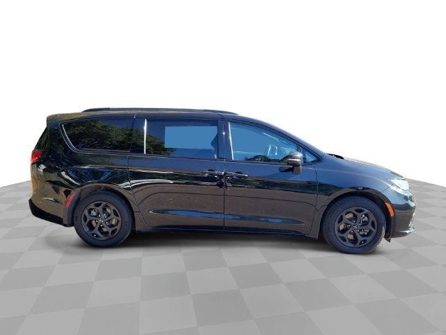 2021 Chrysler Pacifica Hybrid Limited