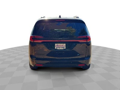 2021 Chrysler Pacifica Hybrid Limited