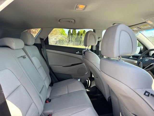 2017 Hyundai TUCSON SE