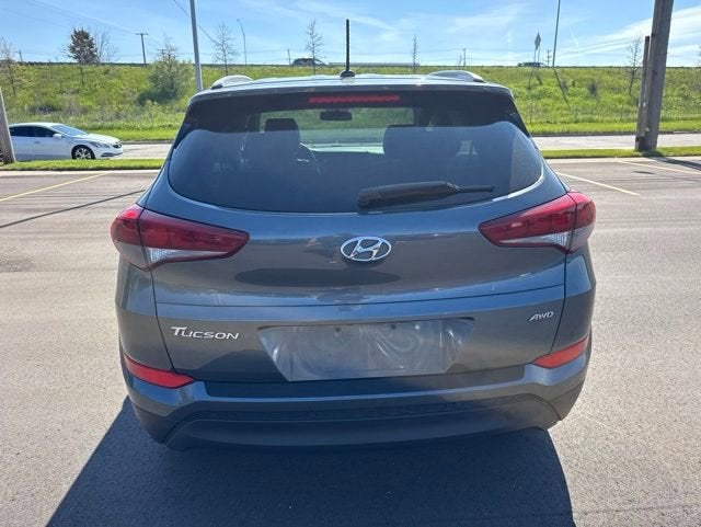 2017 Hyundai TUCSON SE