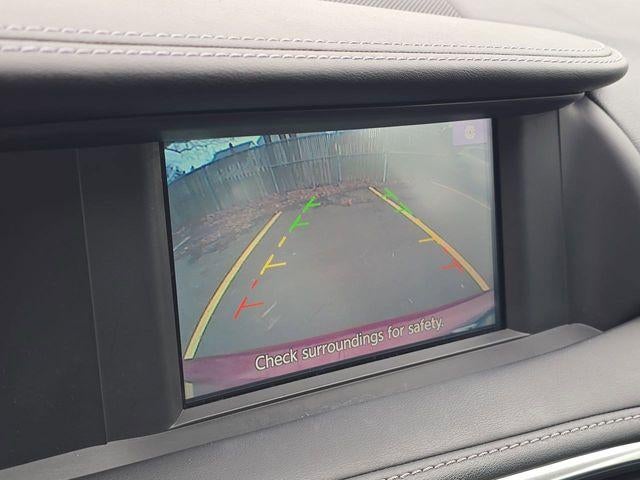 2017 INFINITI QX30 Premium