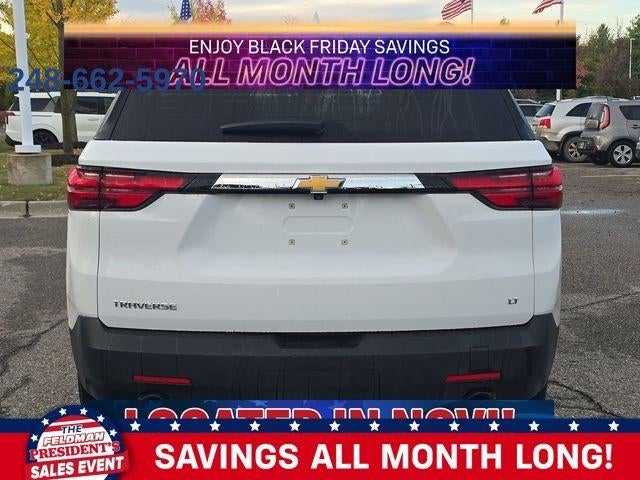 2023 Chevrolet Traverse LT Cloth