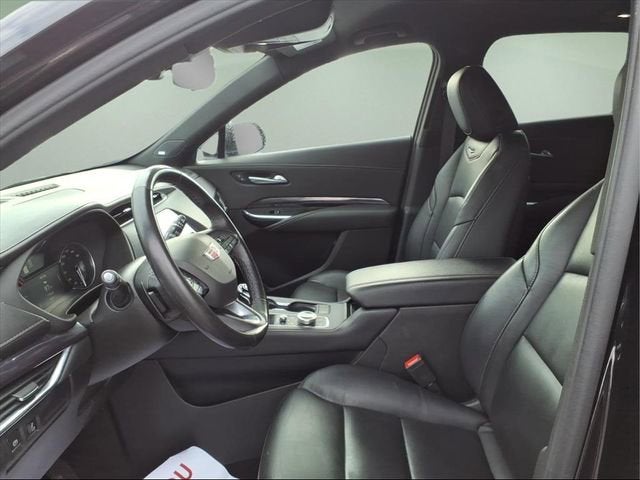 2023 Cadillac XT4 Luxury
