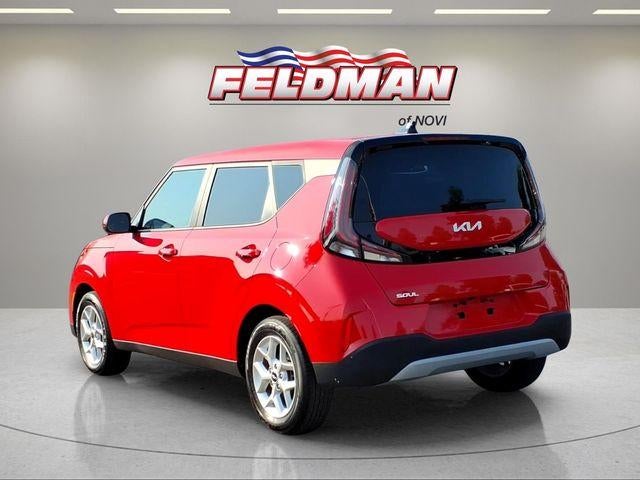 2024 Kia Soul LX