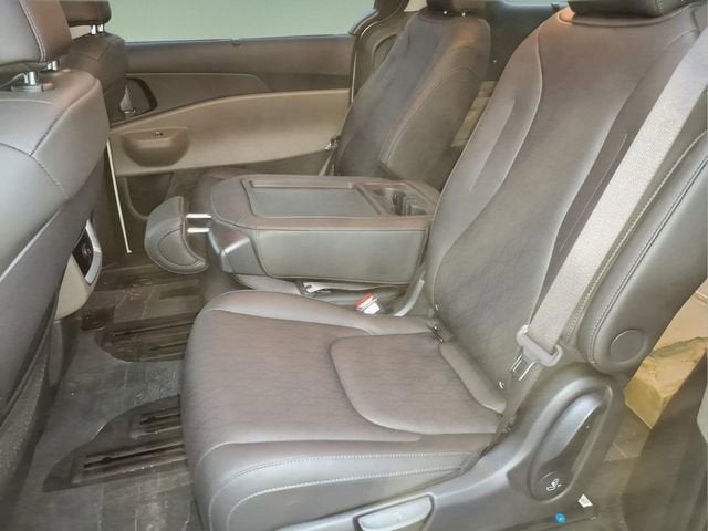 2025 Kia Carnival Hybrid EX