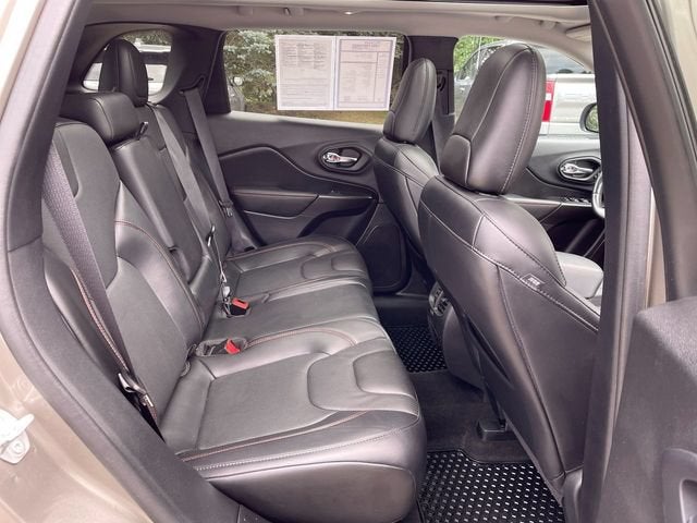 2020 Jeep Cherokee Trailhawk