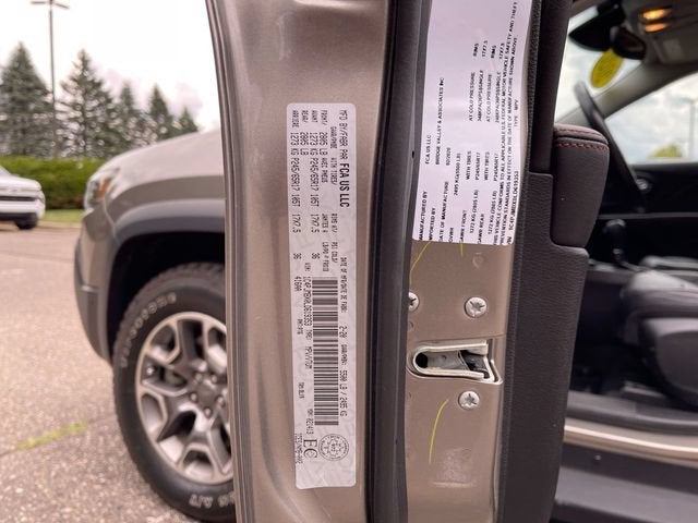 2020 Jeep Cherokee Trailhawk