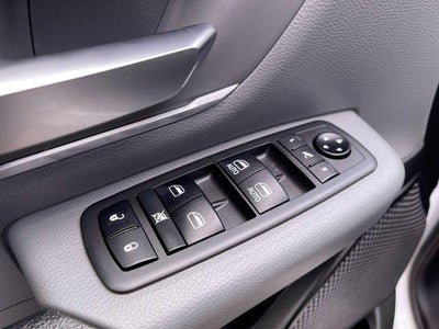 2019 RAM 1500 Big Horn/Lone Star Crew Cab 4x4 5'7" Box