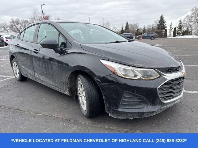 Used 2019 Chevrolet Cruze LS with VIN 1G1BC5SM5K7141386 for sale in Highland Charter Township, MI