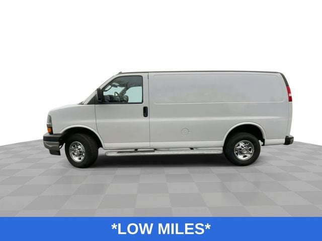 2024 Chevrolet Express Cargo Van Base