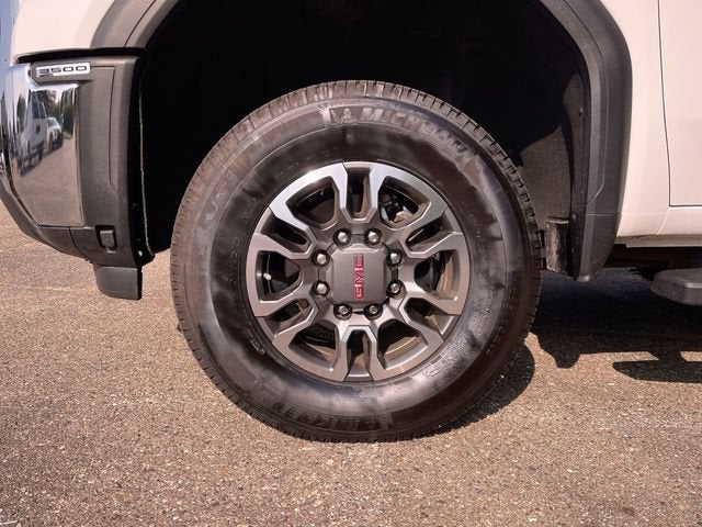 2025 GMC Sierra 3500 HD SLE