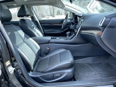 2017 Nissan Maxima SV