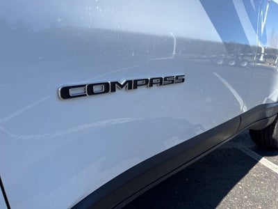 2023 Jeep Compass Latitude Lux FWD