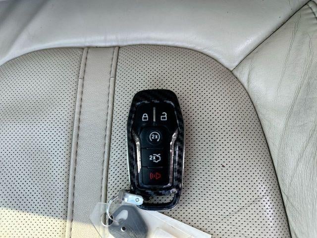 2015 Lincoln MKZ 4dr Sdn FWD