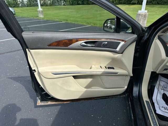 2015 Lincoln MKZ 4dr Sdn FWD