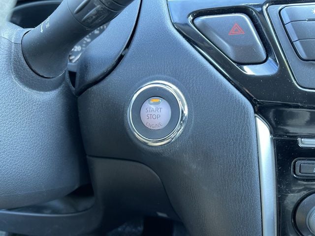 2018 Nissan Pathfinder S