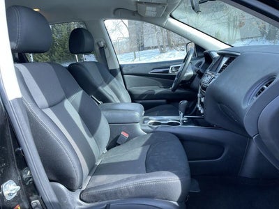 2018 Nissan Pathfinder S