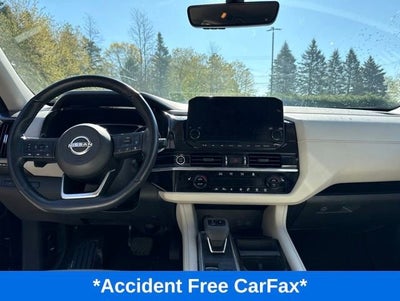 2023 Nissan Pathfinder SL 4WD