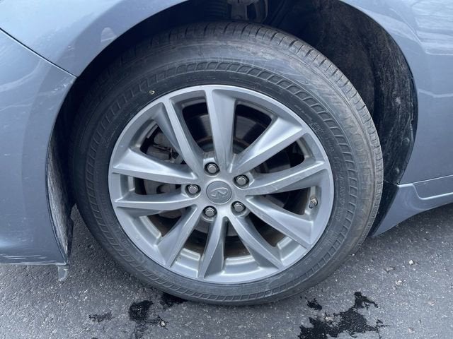 2015 INFINITI Q50 Premium