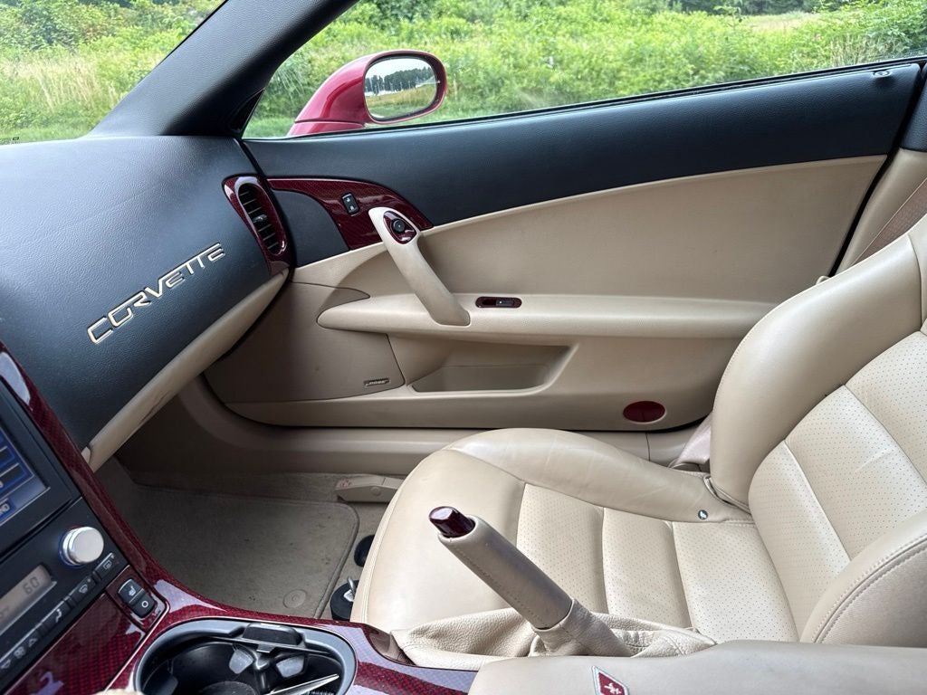 2005 Chevrolet Corvette Base