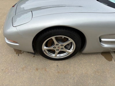 2001 Chevrolet Corvette Base