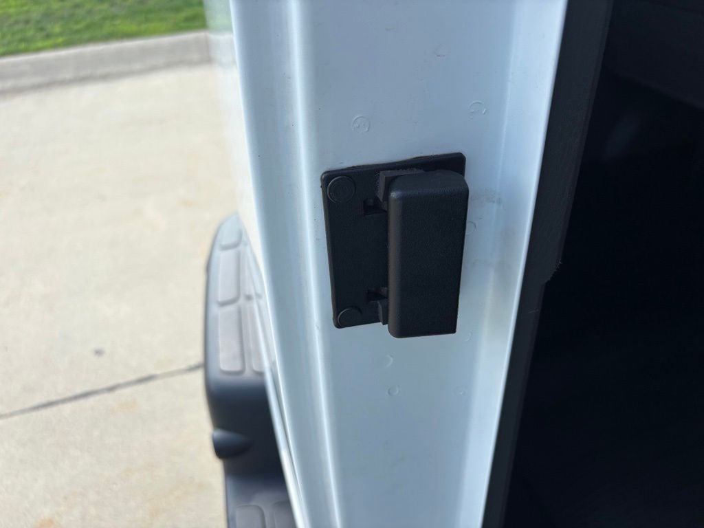 2023 Chevrolet Express 3500 LS Passenger