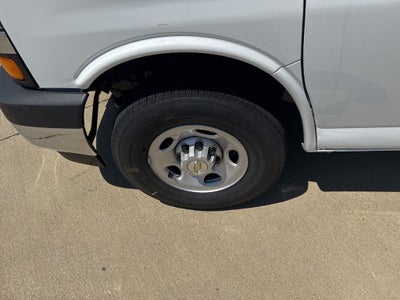 2025 Chevrolet Express 2500 Work Van Cargo