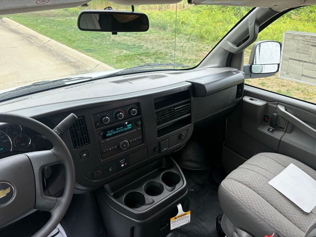 2026 Chevrolet Express 3500 Work Van Cargo
