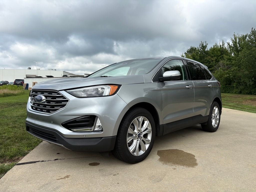 2022 Ford Edge Titanium
